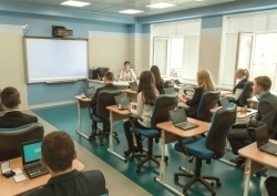 Iliustracija pranešimui spaudai Nepakankama švietimo stebėsena  – kliūtis priimti pagrįstus ir efektyvius sprendimus