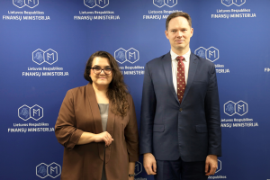 Iliustracija pranešimui spaudai Valstybės kontrolierė ir finansų ministras aptarė biudžeto planavimo ir fiskalinės drausmės klausimus