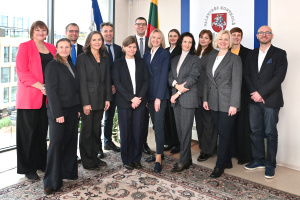 Iliustracija pranešimui spaudai Valstybės kontrolėje – penkių šalių auditorių dėmesys „Rail Baltica“ pažangai ir rizikoms