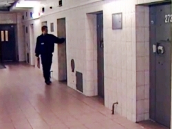 Iliustracija pranešimui spaudai Statutinių pareigūnų rengimo procesas neužtikrina, kad visi tarnybą pradedantys pareigūnai įgytų reikiamą kvalifikaciją