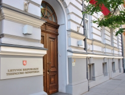 Iliustracija pranešimui spaudai Valstybės kontrolė: Teisingumo ministerijai pavaldžios įstaigos lėšas turi naudoti racionaliau 
